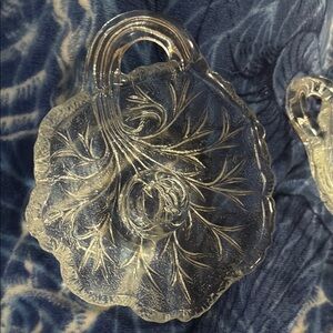 Elegant Clear Glass Leaf Dish